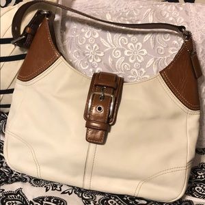 Coach summer white& brown leather shoulder bag